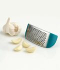 Kitchen Stainless Steel Garlic Press with Ergonomic Handle